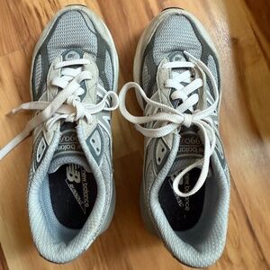 FuelCell 990v6 M New Balance kids sneakers